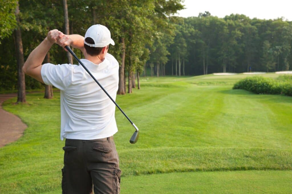 can you golf with a torn rotator cuff 2